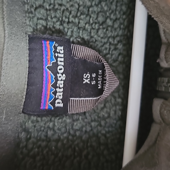 Patagonia boys 5-6 3/4 zip pullover better sweater - Picture 3 of 5